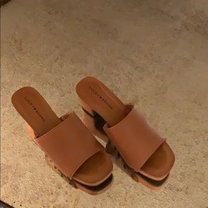 EUC Lucky Brand Clogs
